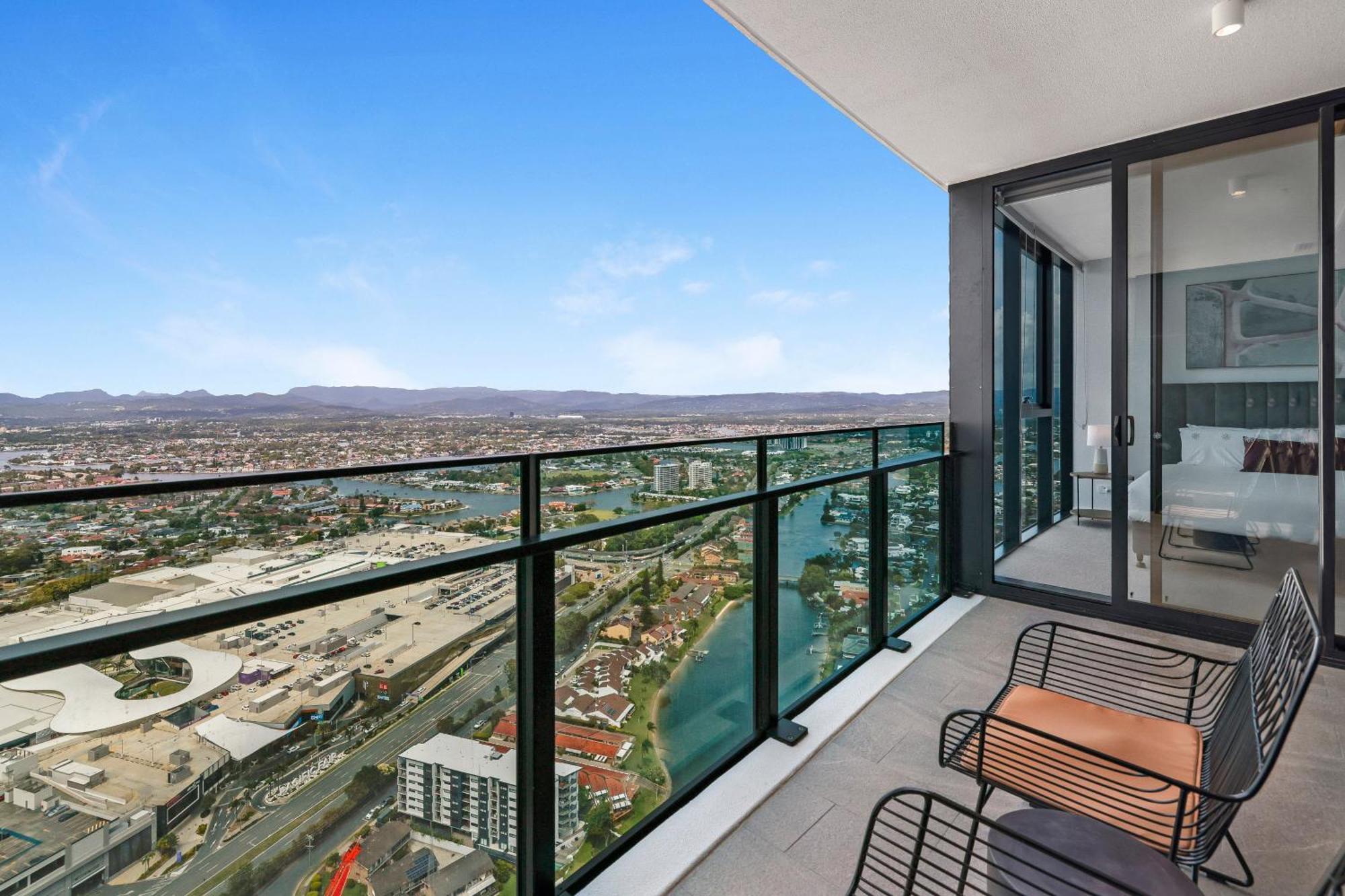 Serain Residences Next To Casino Apartment Gold Coast